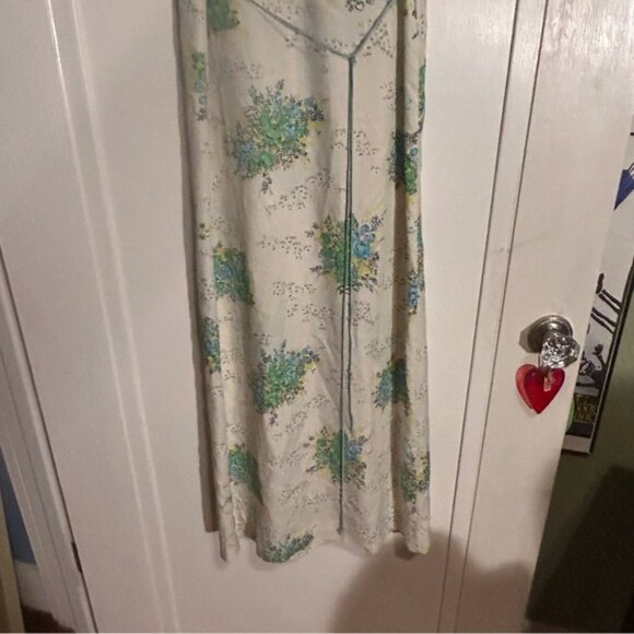 Christian Dior Vintage Silk Nightgown no tag, but size small - Picture 8 of 10